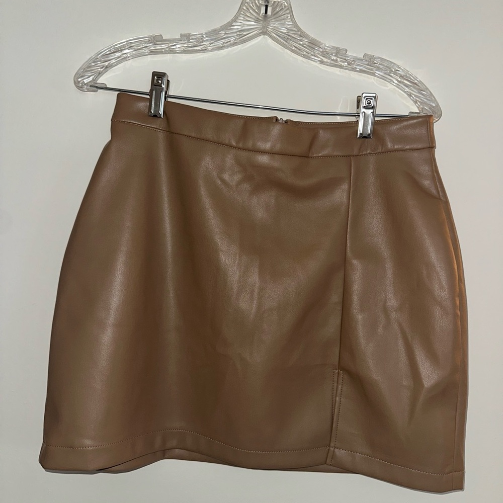 Ci Sono Tan Leather Pencil Skirt